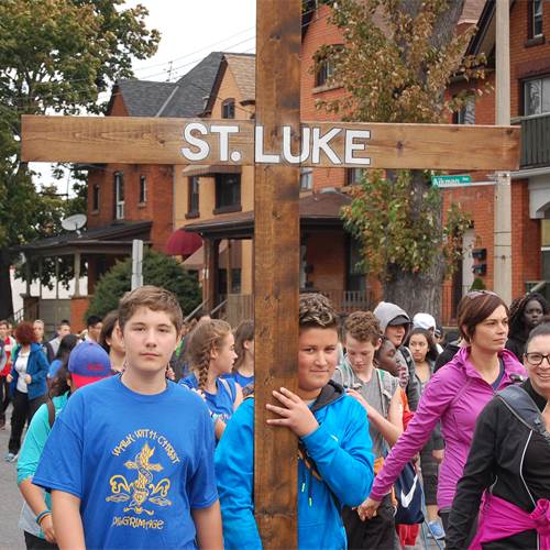 Students “Walk with Christ” 